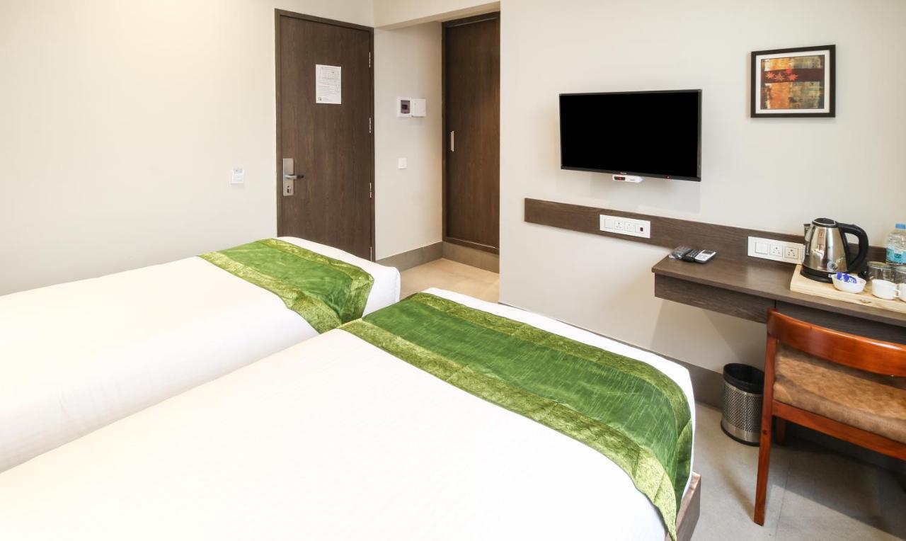 Treebo Elite Residency Belgaum Hotel Buitenkant foto